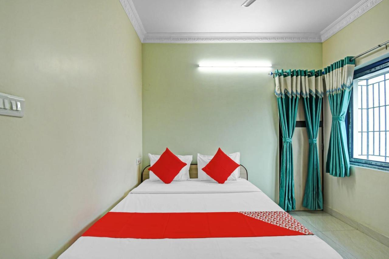 Oyo Flagship 84655 S S Guest House Kolkata Bagian luar foto