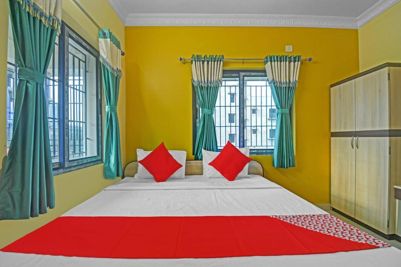 Oyo Flagship 84655 S S Guest House Kolkata Bagian luar foto