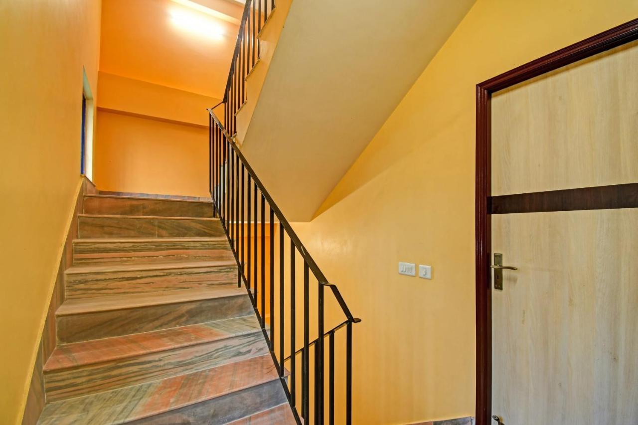 Oyo Flagship 84655 S S Guest House Kolkata Bagian luar foto