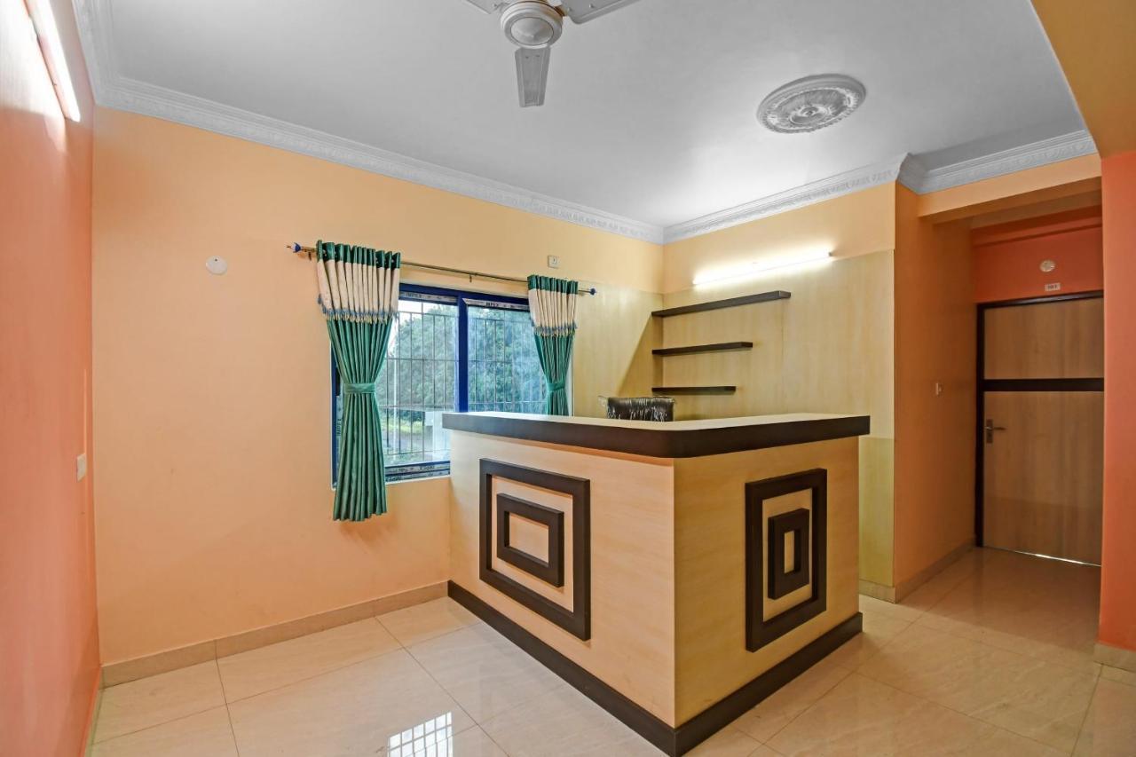 Oyo Flagship 84655 S S Guest House Kolkata Bagian luar foto