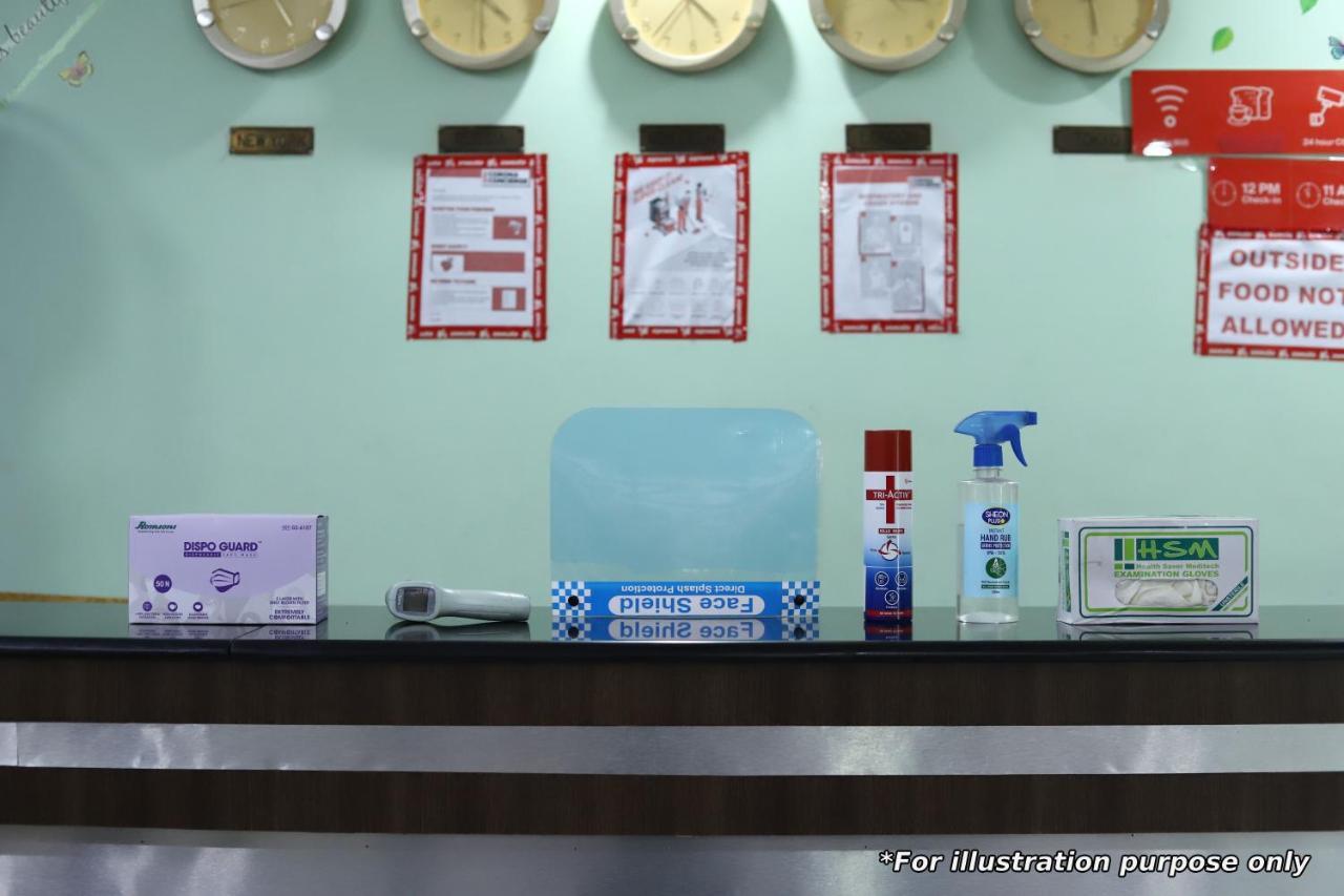 Oyo Flagship 84655 S S Guest House Kolkata Bagian luar foto